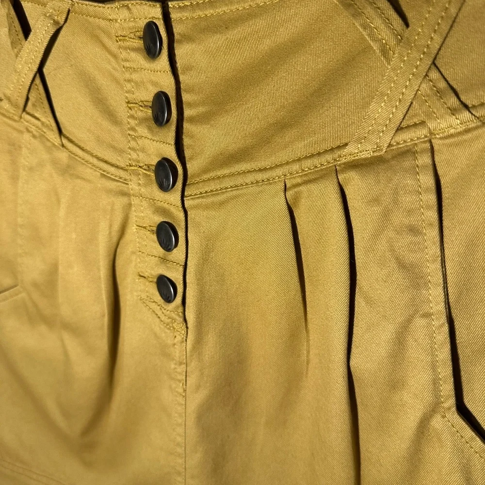 Women's Mustard Button-Front Skirt NWT - Picture 3 of 4